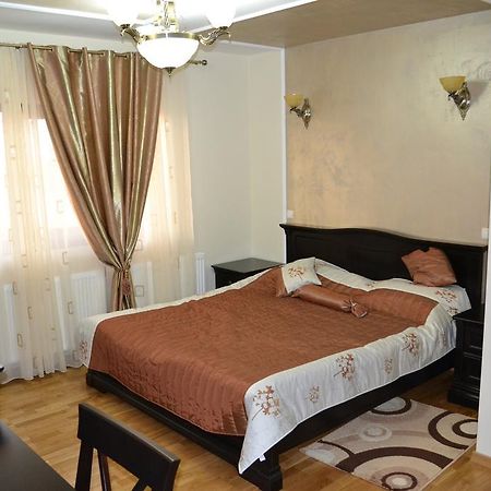 Pensiunea Codrii Mamului Lungesti Dış mekan fotoğraf